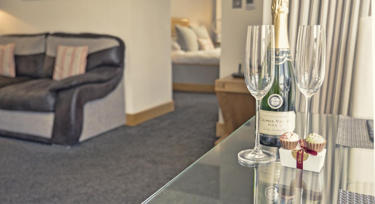 The Oceanic Luxury Aparthotel 팰머스 외부 사진