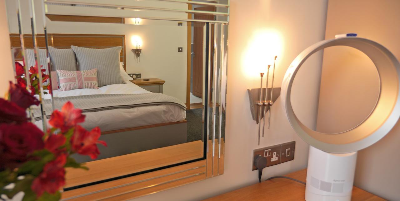 The Oceanic Luxury Aparthotel 팰머스 외부 사진